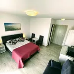 Kameralnie W Jantarze, Basen Z Podgrzewana Woda Jantar