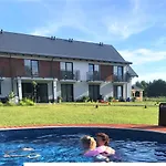 Kameralnie W Jantarze, Basen Z Podgrzewana Woda Accommodatie bij particulieren