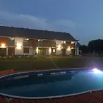 Kameralnie W Jantarze, Basen Z Podgrzewana Woda Jantar