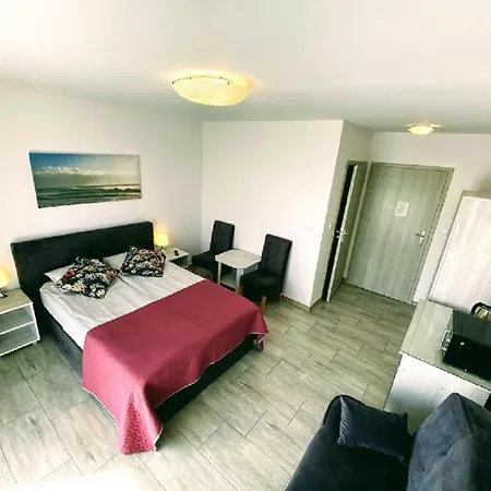 Pokoje Goscinne Kameralnie, Basen Z Podgrzewana Woda, Sniadania W Cenie ג'אנטאר