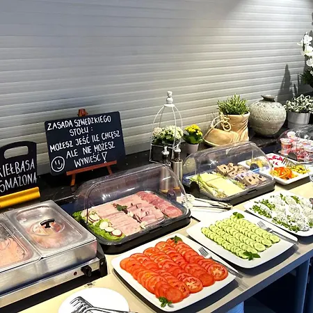 Pokoje Goscinne Kameralnie, Basen Z Podgrzewana Woda, Sniadania W Cenie בית אירוח ג'אנטאר