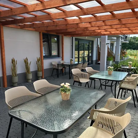 Pokoje Goscinne Kameralnie, Basen Z Podgrzewana Woda, Sniadania W Cenie בית אירוח *