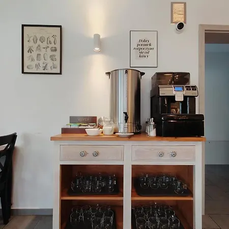 בית אירוח Pokoje Goscinne Kameralnie, Basen Z Podgrzewana Woda, Sniadania W Cenie