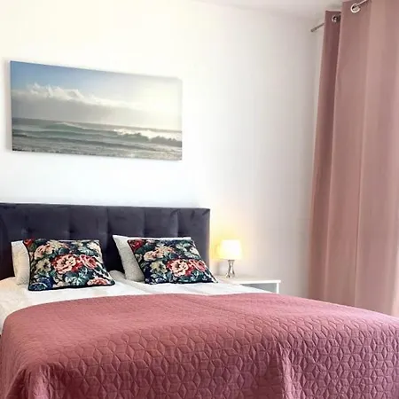 Habitación en casa particular Kameralnie W Jantarze, Basen Z Podgrzewana Woda