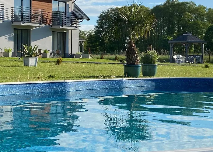 Δωμάτια σε οικογενειακή κατοικία Pokoje Goscinne Kameralnie, Basen Z Podgrzewana Woda