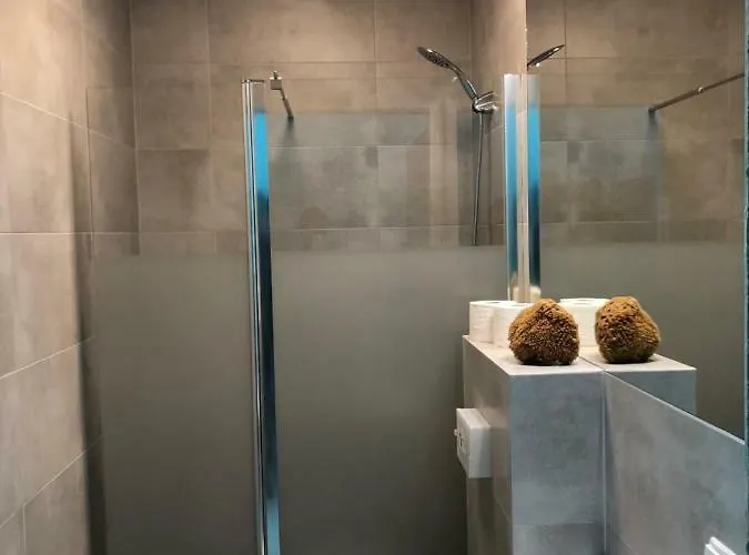 Pokoje Goscinne Kameralnie, Basen Z Podgrzewana Woda *