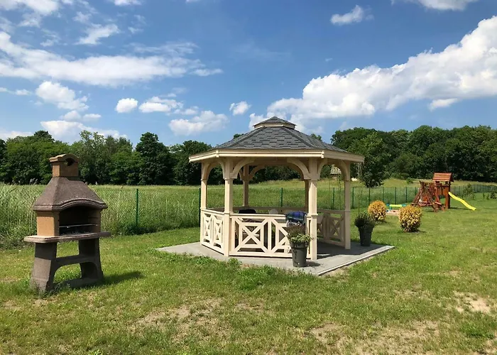 Pokoje Goscinne Kameralnie, Basen Z Podgrzewana Woda